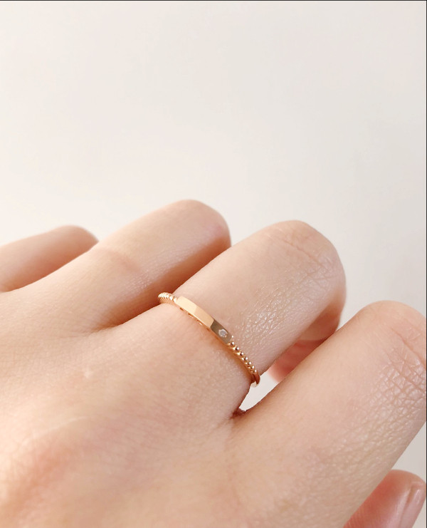 <b><p>GOLD Cubic Bar Daily Gud Ring</p></b><b><p>ゴールド キュービックバーデイリーガードリング</p></b><br /><br /><p align='center'>