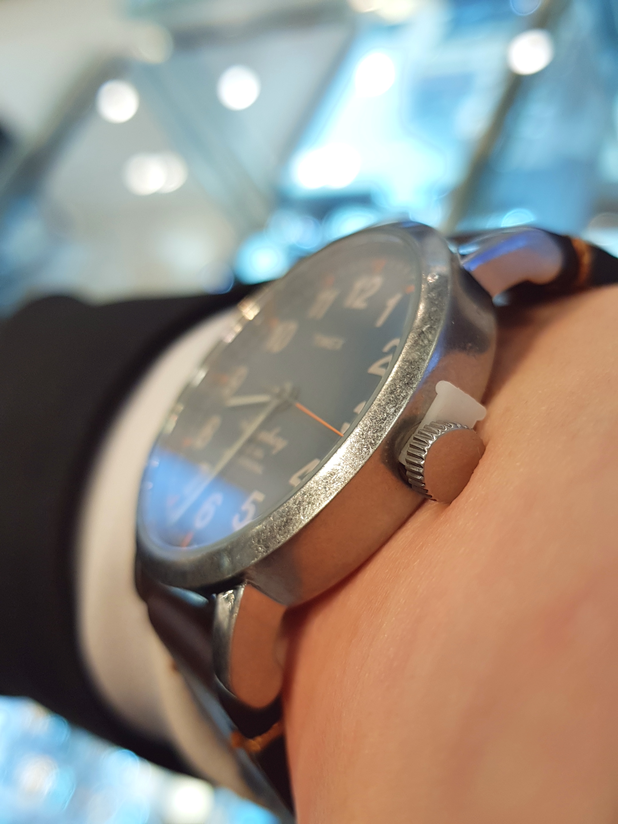 <b><p>Timex Gallery Auck STYLE TW2P58700 598 Psonity</p></b><b><p>タイメックス ギャラリーオクロ スル TW2P58700 598 個性満点 モダンなアクセサ</p></b><br /><br /><p align='center'>