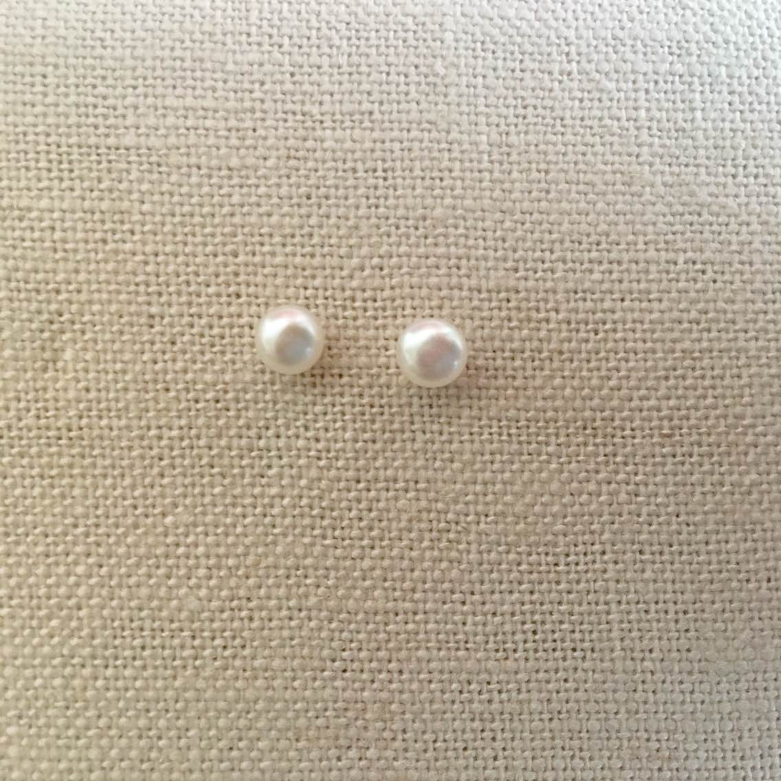 <b><p>silver 925 mini day Pearl rg collection Yuna</p></b><b><p>シルバー 925 ミニ デイリー 真珠 イヤリング コレクション ユナ チ・ユミ</p></b><br /><br /><p align='center'>
