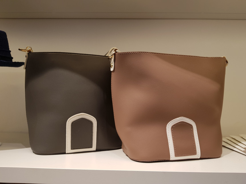 <b><p>Wheat Studio shoulder bag LK3BGS561 Women's</p></b><b><p>小麦スタジオすっきり柄ショルダーバッグLK3BGS561女性コーディネート日常のファッション清純なデ</p></b><br /><br /><p align='center'>