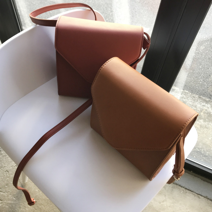 <b><p>Mini Square Shoulder Bag 3COL Daily Box Fashion</p></b><b><p>ミニ正方形スクエアショルダーバッグ3COLデイリーボックスバッグファッション女性四角クロスバック</p></b><br /><br /><p align='center'>