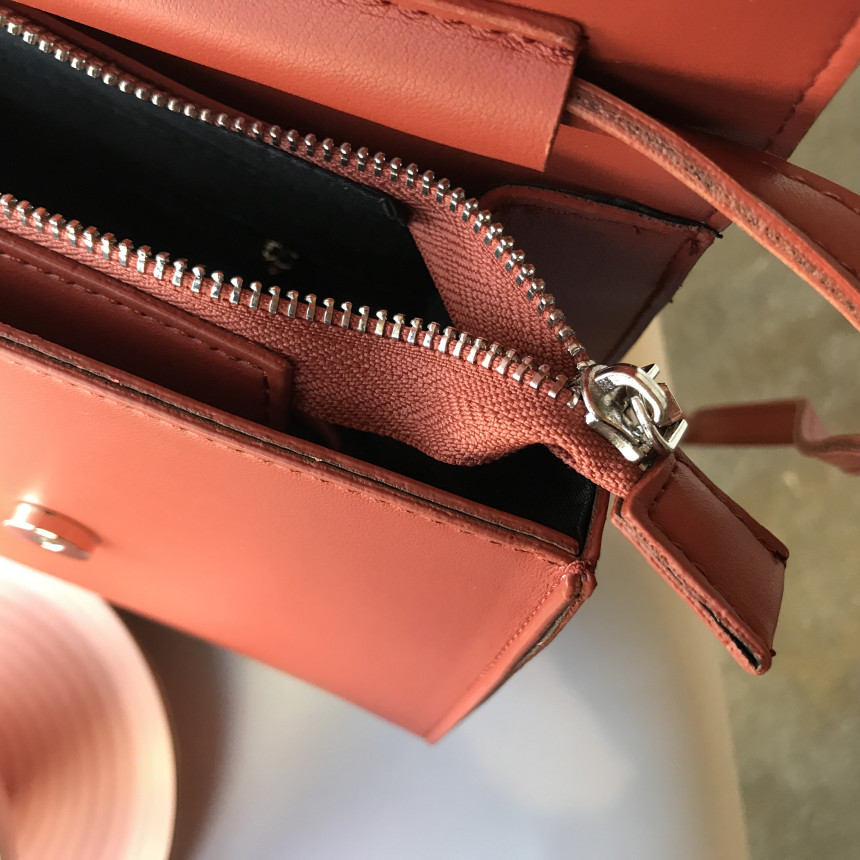 <b><p>Mini Square Shoulder Bag 3COL Daily Box Fashion</p></b><b><p>ミニ正方形スクエアショルダーバッグ3COLデイリーボックスバッグファッション女性四角クロスバック</p></b><br /><br /><p align='center'>