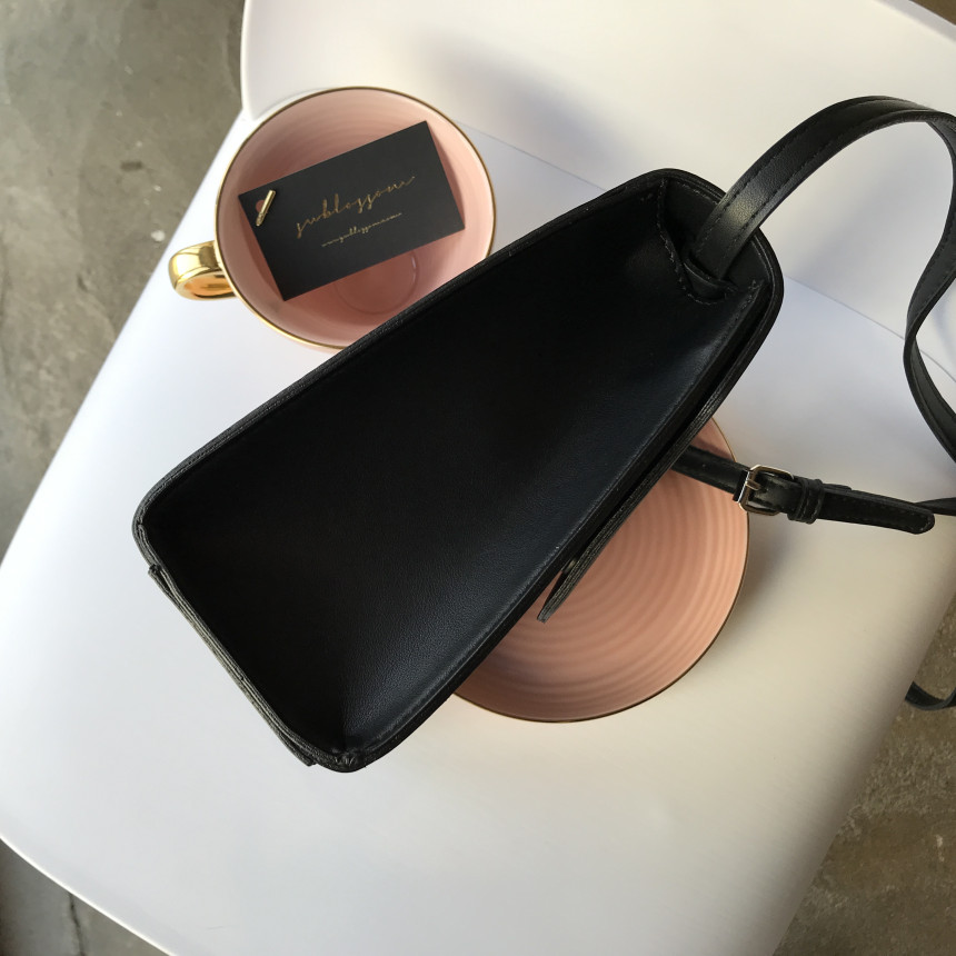 <b><p>Mini Square Shoulder Bag 3COL Daily Box Fashion</p></b><b><p>ミニ正方形スクエアショルダーバッグ3COLデイリーボックスバッグファッション女性四角クロスバック</p></b><br /><br /><p align='center'>