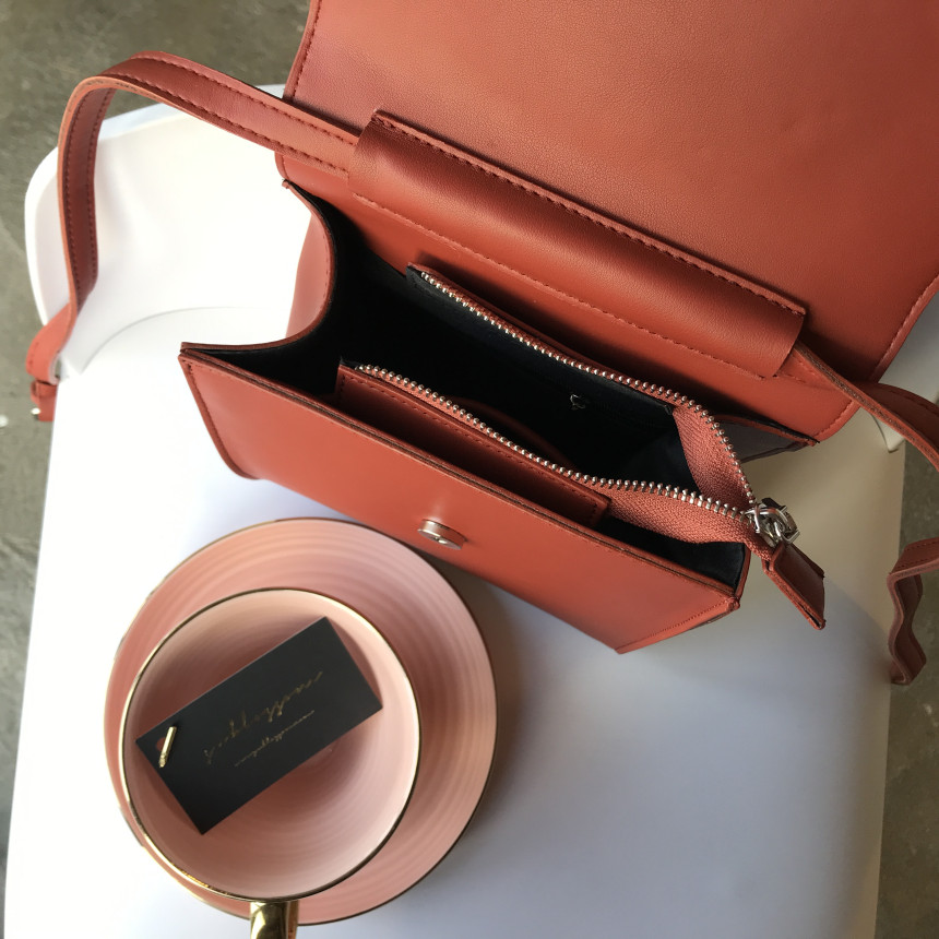 <b><p>Mini Square Shoulder Bag 3COL Daily Box Fashion</p></b><b><p>ミニ正方形スクエアショルダーバッグ3COLデイリーボックスバッグファッション女性四角クロスバック</p></b><br /><br /><p align='center'>