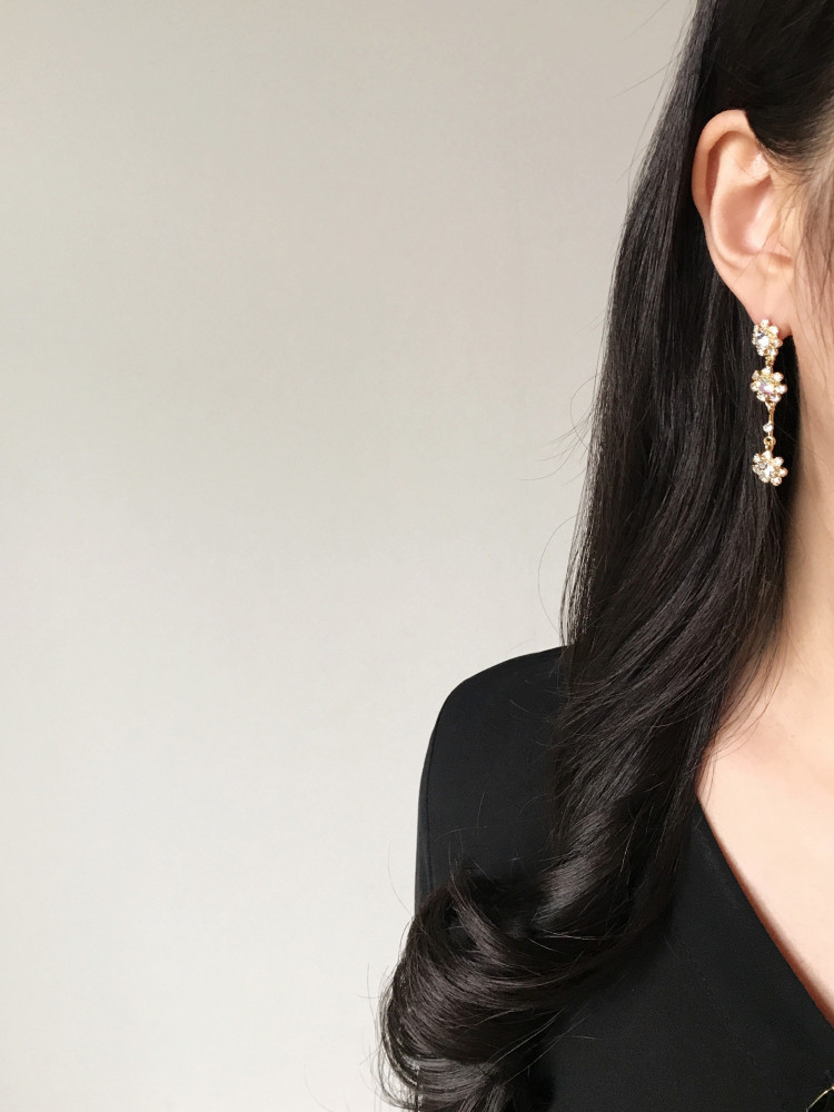 <b><p>925silver Loire Unknown Drop Earrings Bold</p></b><b><p>925silver ロワール オンバル ドロップイヤリング ボド 芸能人 アンティーク</p></b><br /><br /><p align='center'>