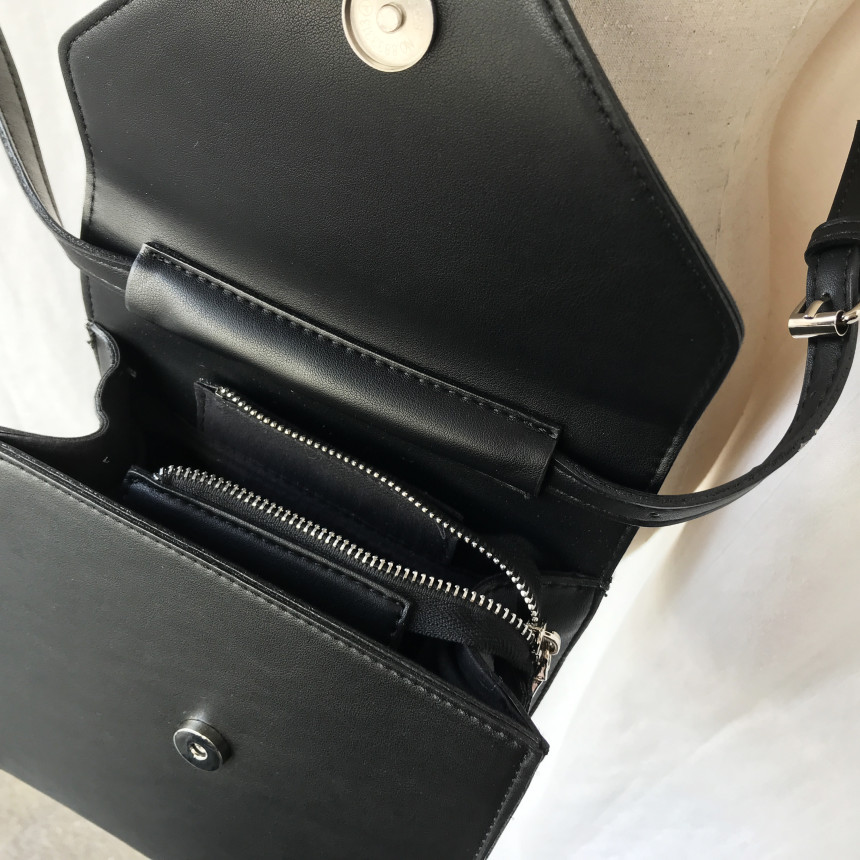 <b><p>Mini Square Shoulder Bag 3COL Daily Box Fashion</p></b><b><p>ミニ正方形スクエアショルダーバッグ3COLデイリーボックスバッグファッション女性四角クロスバック</p></b><br /><br /><p align='center'>