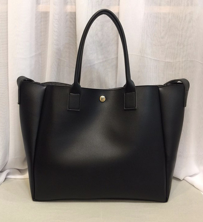 <b><p>Daily Pocket Shoulder Bag Tumbl Stylish 20</p></b><b><p>デイリーポケットショルダーバッグタンブラーバック収納力良いバッグコーディネート20貸し出し洗練された</p></b><br /><br /><p align='center'>