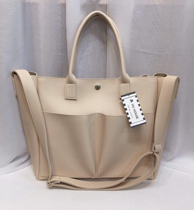 <b><p>Daily Pocket Shoulder Bag Tumbl Stylish 20</p></b><b><p>デイリーポケットショルダーバッグタンブラーバック収納力良いバッグコーディネート20貸し出し洗練された</p></b><br /><br /><p align='center'>