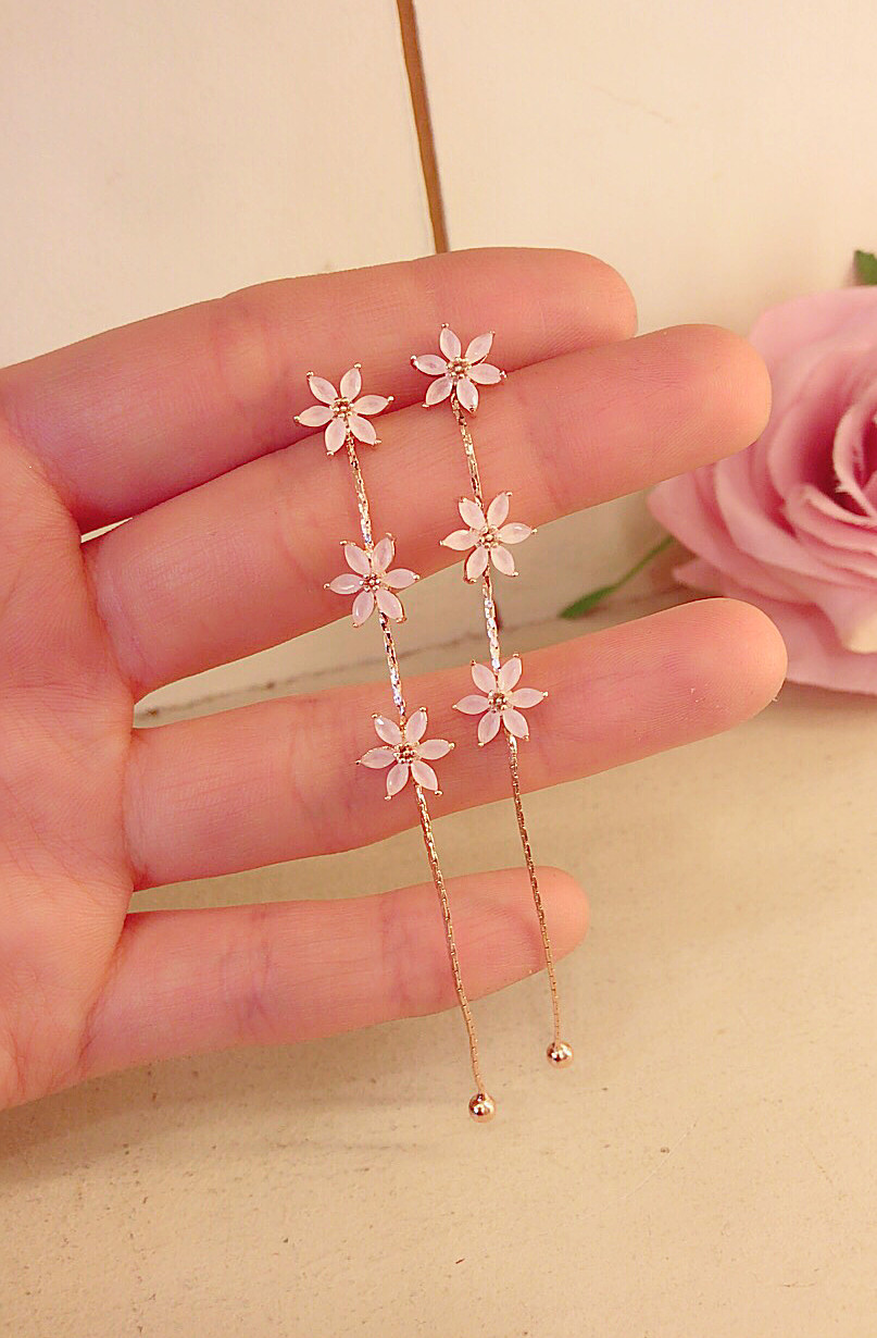 <b><p>Love flowers Chry Bssom spring nocence stone</p></b><b><p>愛の花 桜 春 清純 フラワー 原石 デイリー 基本 ギフト 女性 ピンク ドロップ</p></b><br /><br /><p align='center'>