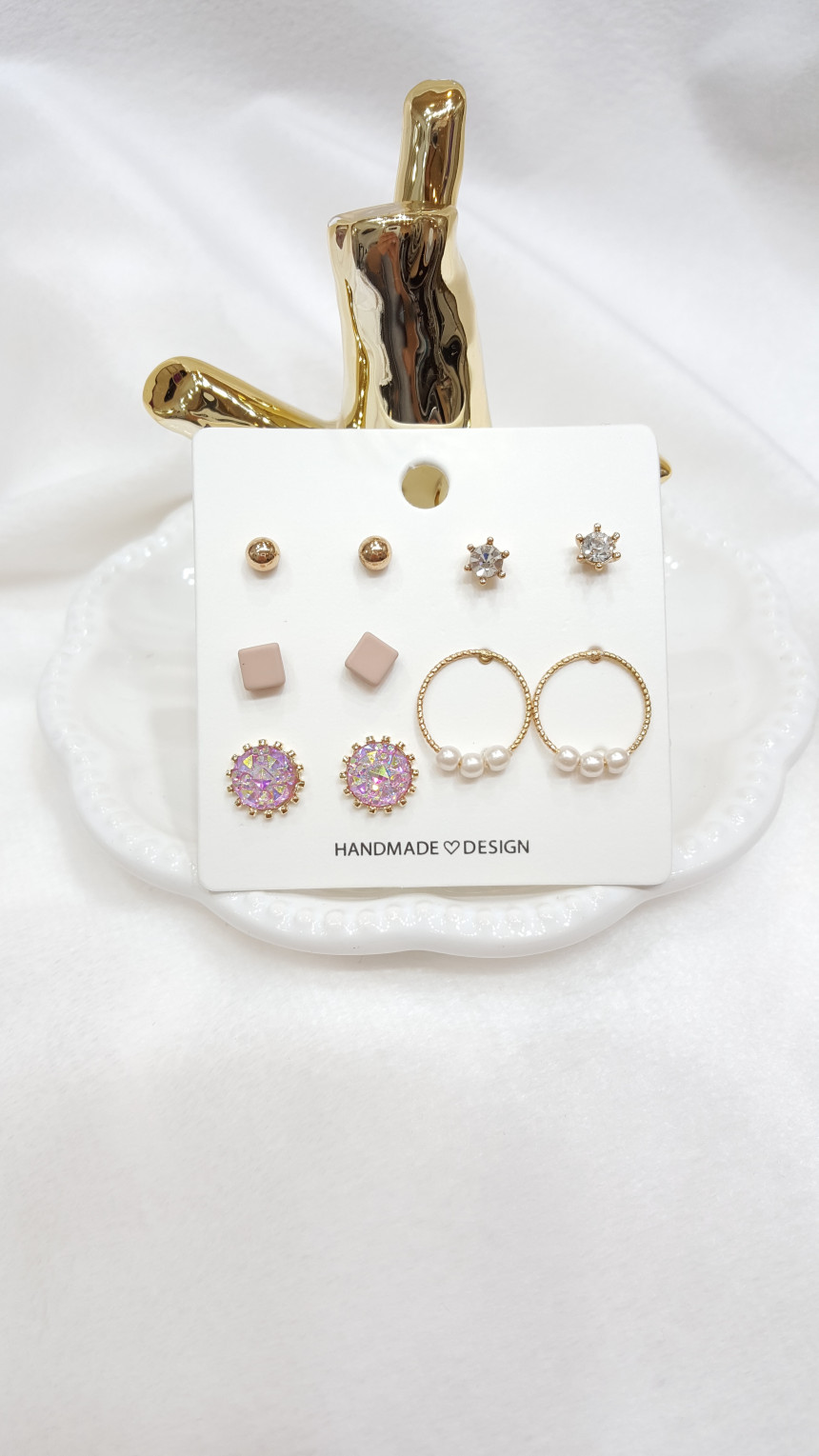 <b><p>Opal 10 piece set earrings lovely unique</p></b><b><p>オパールて 10ピースセットピアス ラブリー ユニーク ロマンチック ファッションの完成</p></b><br /><br /><p align='center'>
