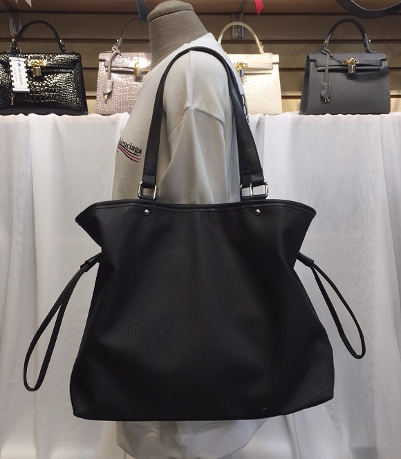 <b><p>Daily show per bag 2color Styli Cody Must</p></b><b><p>デイリーショーポベク2color整頓されたコーディネートマストハブ女性らしい20貸し出しバッグビッグ</p></b><br /><br /><p align='center'>