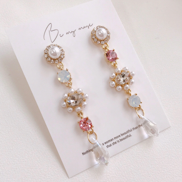 <b><p>Violet Two Tone Cubic Antique Pearl Unknown</p></b><b><p>バイオレット ツートンカラー キュービック アンティーク 真珠 オンバル ドロップ</p></b><br /><br /><p align='center'>
