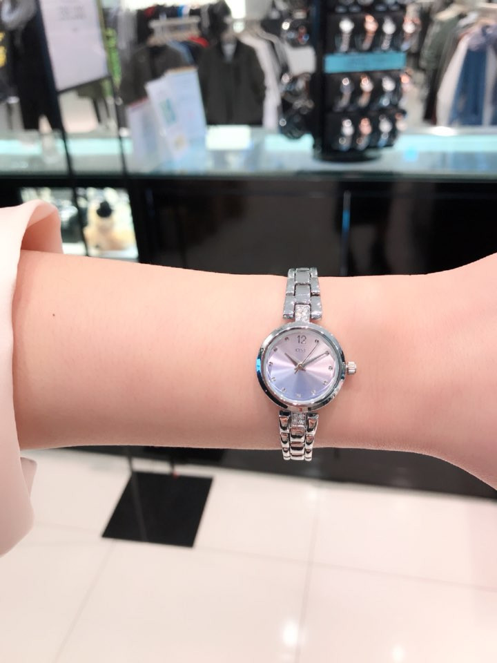 <b><p>OST Blue Pink Gradient Metal Watch OTW118303TSS</p></b><b><p>OST ブルーピンクグラデーションメタル時計OTW118303TSS 20代の女性</p></b><br /><br /><p align='center'>