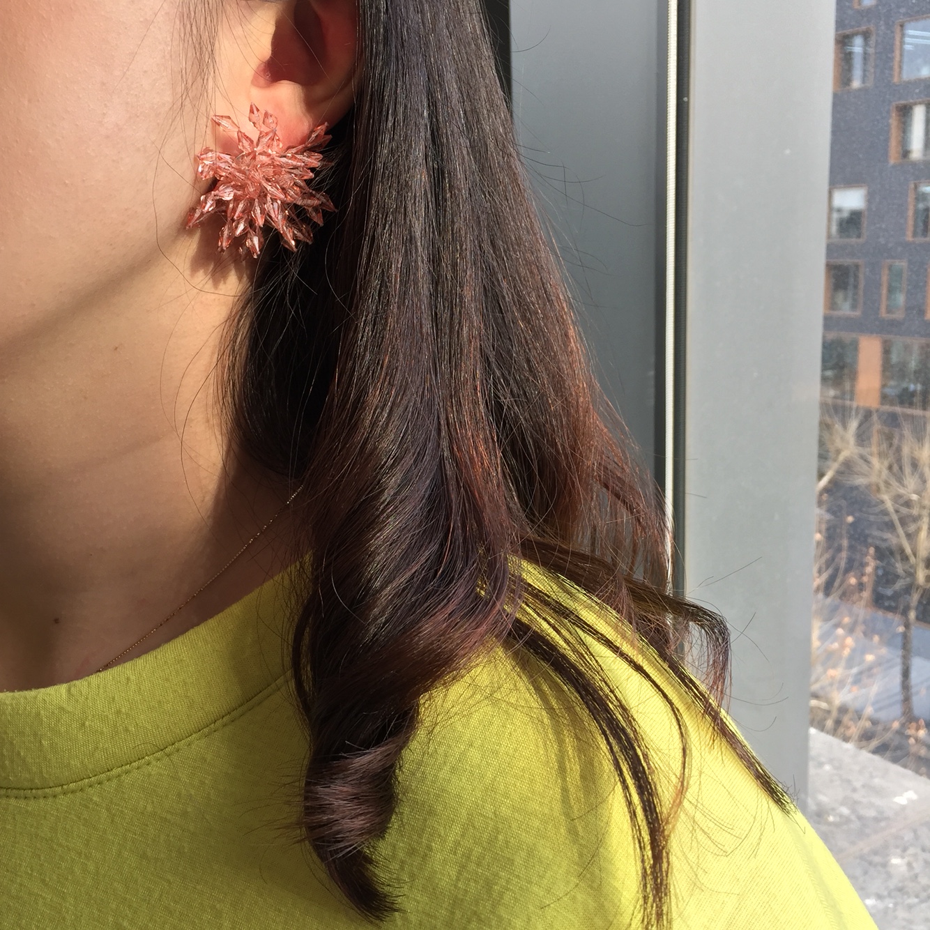 <b><p>Kim Hee Sun and Na Yog Flower earrings Small</p></b><b><p>キム・ヒソン、キム・ナヨンst 花のイヤリング スモールサイズ、 グィチ可能 トーク運転</p></b><br /><br /><p align='center'>