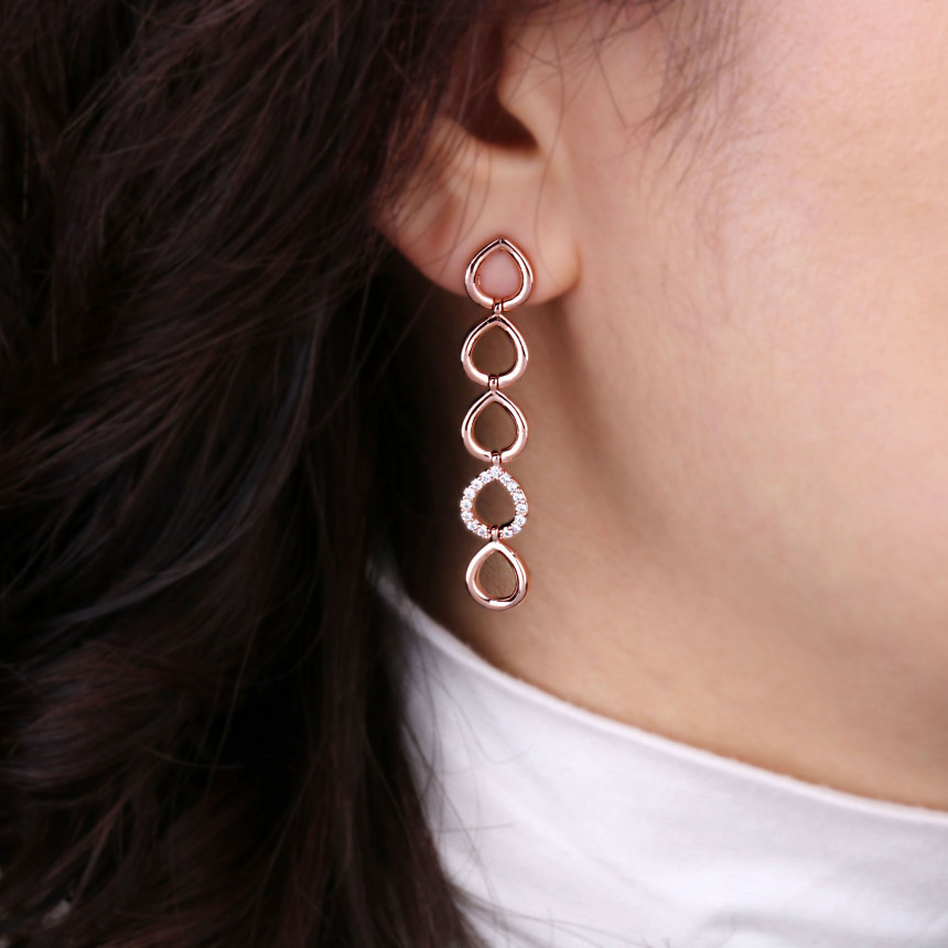 <b><p>Bollare Dangle eri SPE396 With edge Fast</p></b><b><p>ボラレ ダングル イヤリ SPE396 エッジのある 萌えアイテム 素敵な 実用的なギフト</p></b><br /><br /><p align='center'>