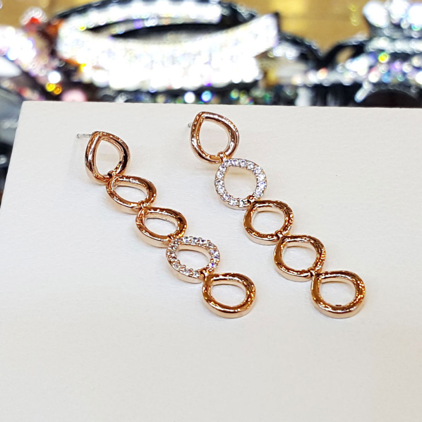 <b><p>Bollare Dangle eri SPE396 With edge Fast</p></b><b><p>ボラレ ダングル イヤリ SPE396 エッジのある 萌えアイテム 素敵な 実用的なギフト</p></b><br /><br /><p align='center'>