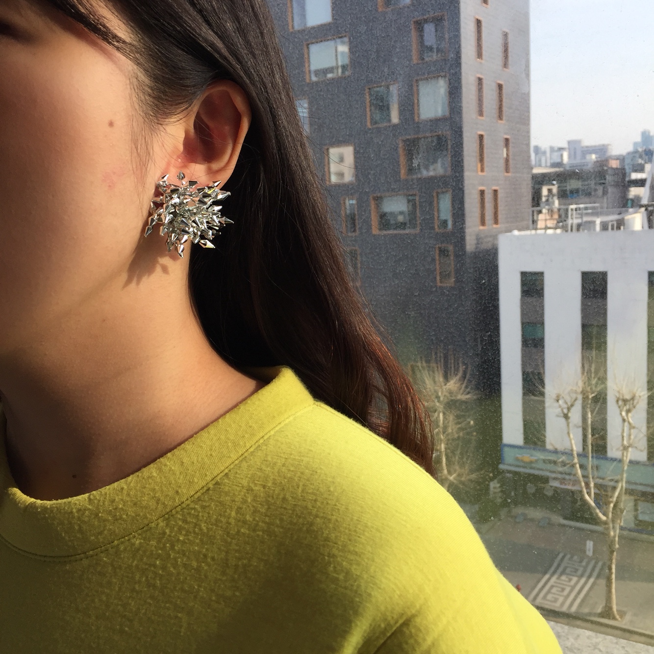 <b><p>Kim Hee Sun and Na Yog Flower earrings Small</p></b><b><p>キム・ヒソン、キム・ナヨンst 花のイヤリング スモールサイズ、 グィチ可能 トーク運転</p></b><br /><br /><p align='center'>