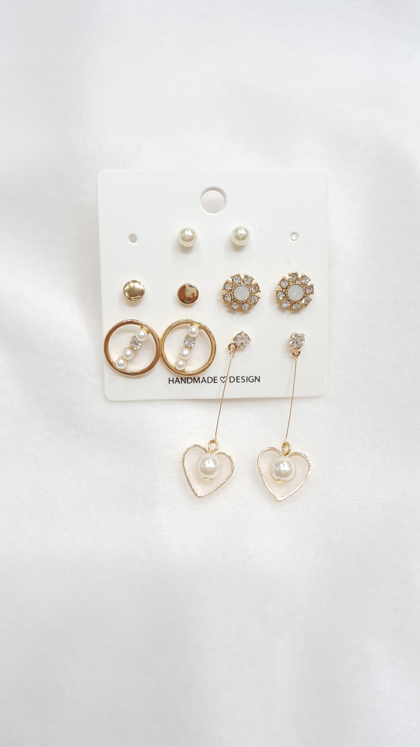 <b><p>EVENT Heart Prince 10 pie set gs Girl coordation</p></b><b><p>EVENT ハートプリンセス 10ピースセットピアス 女性コーディネ ゴクォル 高品位なスタイグ</p></b><br /><br /><p align='center'>