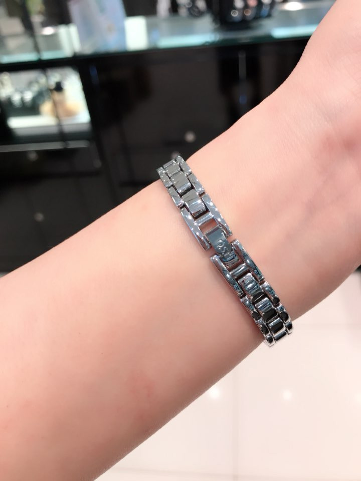 <b><p>OST Blue Pink Gradient Metal Watch OTW118303TSS</p></b><b><p>OST ブルーピンクグラデーションメタル時計OTW118303TSS 20代の女性</p></b><br /><br /><p align='center'>