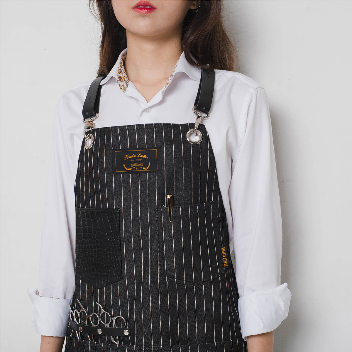칸데오레더 크로코 블랙스트라이프 공방 미용실 카페 미용사 바리스타 앞치마 가죽 데님앞치마