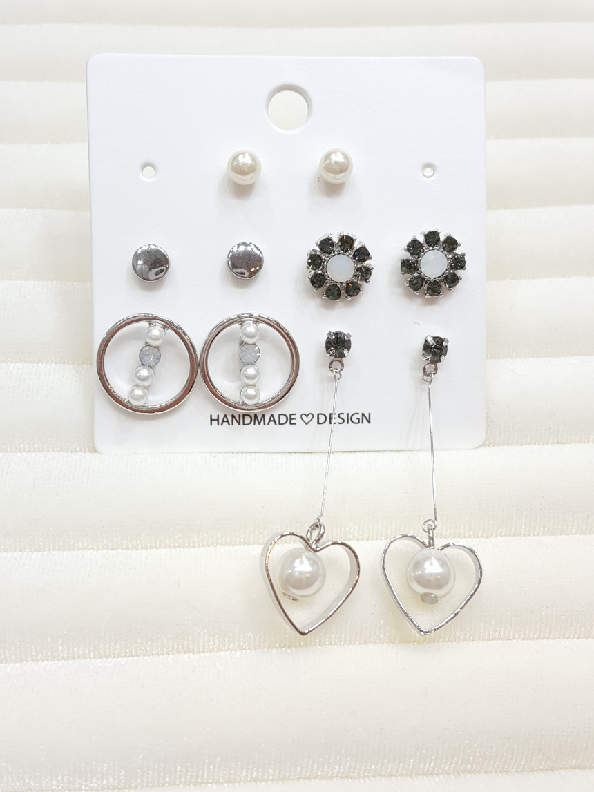 <b><p>EVENT Heart Prince 10 pie set gs Girl coordation</p></b><b><p>EVENT ハートプリンセス 10ピースセットピアス 女性コーディネ ゴクォル 高品位なスタイグ</p></b><br /><br /><p align='center'>