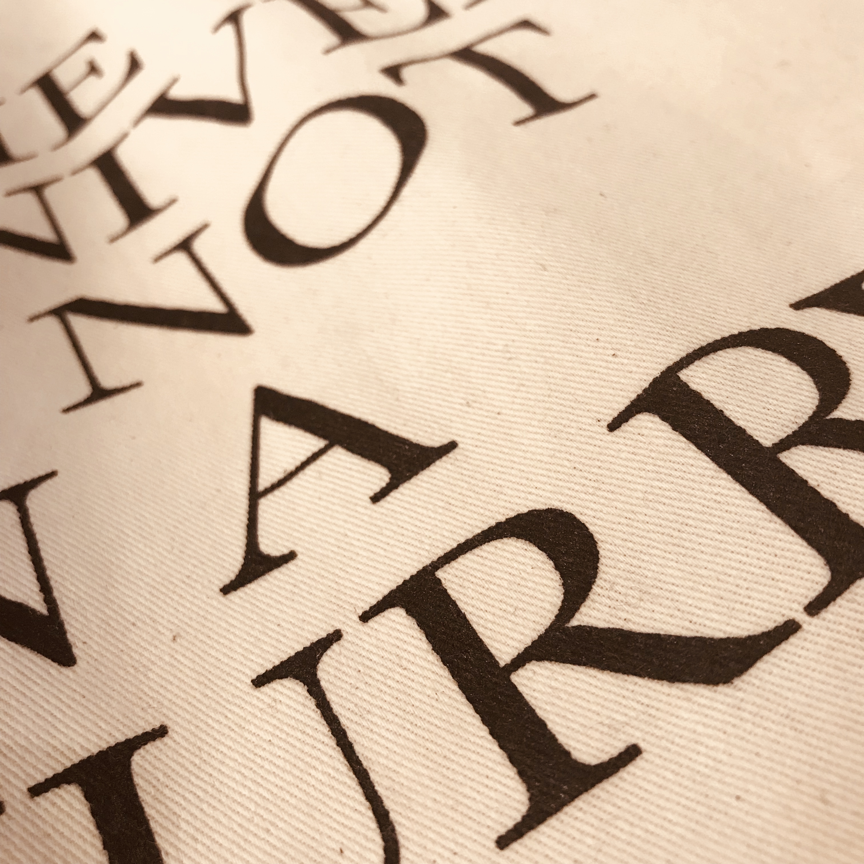 <b><p>The Universe Eco-bag European llege students</p></b><b><p>さらにユニバースエコバック欧州大学生シンプルな推薦インスタグラムはかなりのサラリーマンバッグ</p></b><br /><br /><p align='center'>