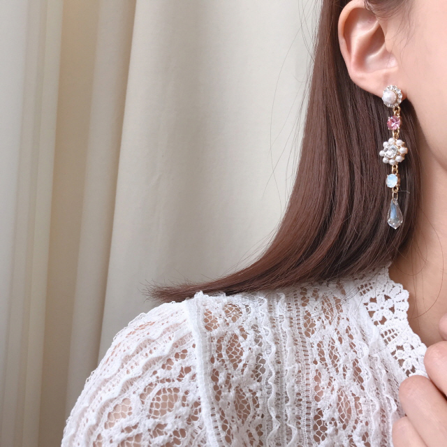 <b><p>Violet Two Tone Cubic Antique Pearl Unknown</p></b><b><p>バイオレット ツートンカラー キュービック アンティーク 真珠 オンバル ドロップ</p></b><br /><br /><p align='center'>