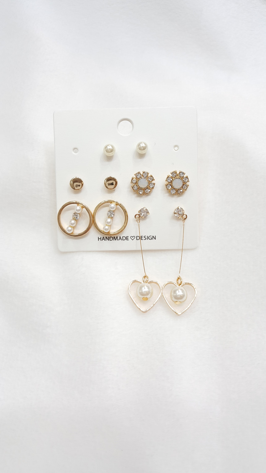 <b><p>EVENT Heart Prince 10 pie set gs Girl coordation</p></b><b><p>EVENT ハートプリンセス 10ピースセットピアス 女性コーディネ ゴクォル 高品位なスタイグ</p></b><br /><br /><p align='center'>