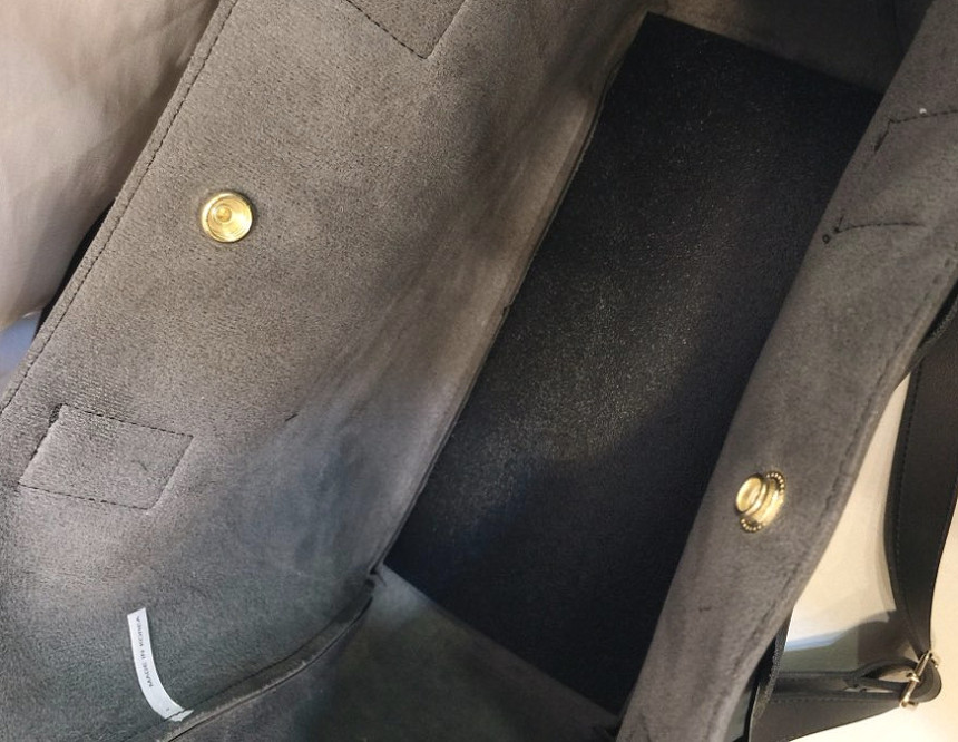 <b><p>Daily Pocket Shoulder Bag Tumbl Stylish 20</p></b><b><p>デイリーポケットショルダーバッグタンブラーバック収納力良いバッグコーディネート20貸し出し洗練された</p></b><br /><br /><p align='center'>