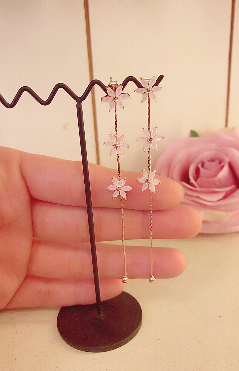 <b><p>Love flowers Chry Bssom spring nocence stone</p></b><b><p>愛の花 桜 春 清純 フラワー 原石 デイリー 基本 ギフト 女性 ピンク ドロップ</p></b><br /><br /><p align='center'>