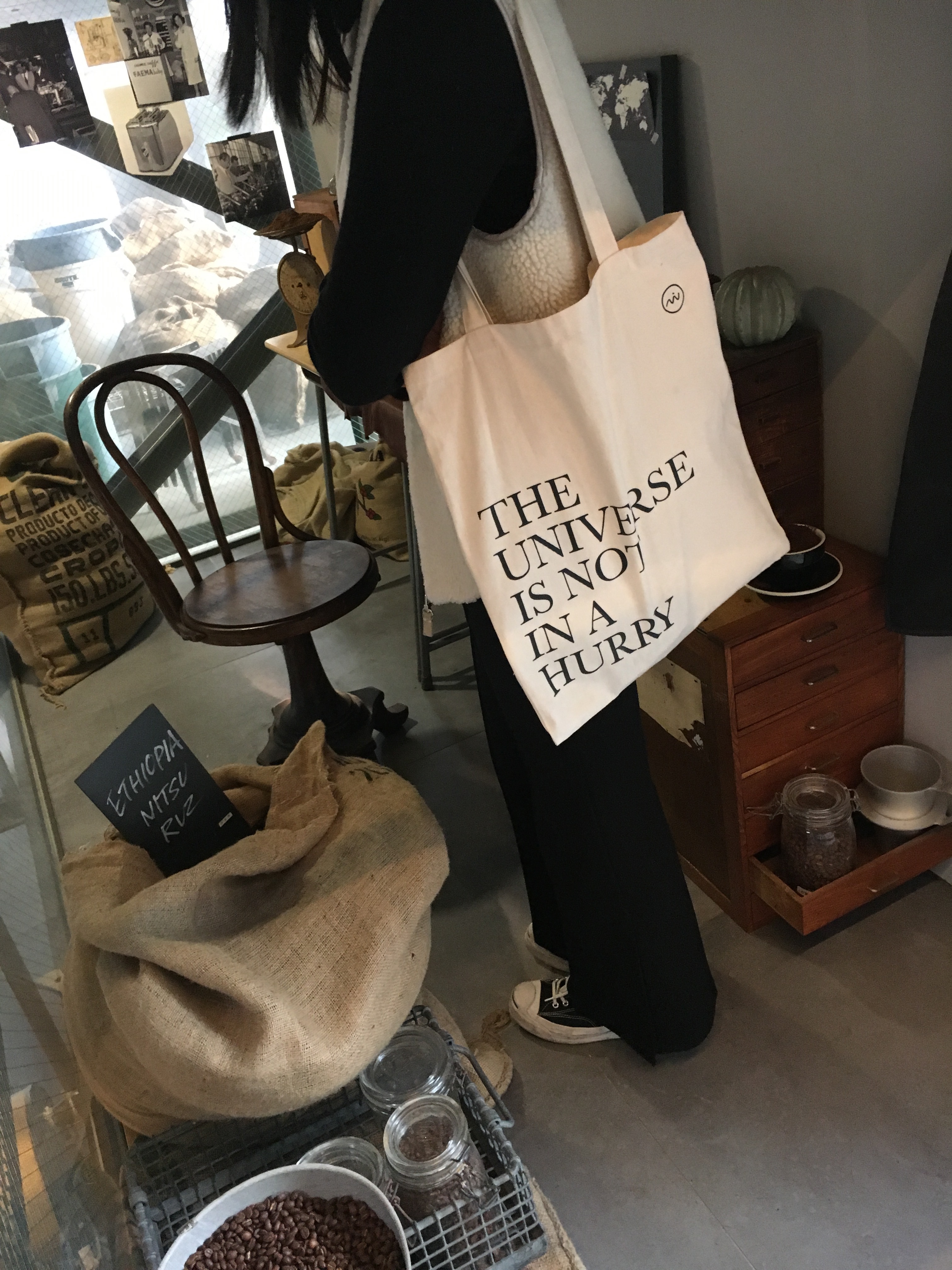 <b><p>The Universe Eco-bag European llege students</p></b><b><p>さらにユニバースエコバック欧州大学生シンプルな推薦インスタグラムはかなりのサラリーマンバッグ</p></b><br /><br /><p align='center'>