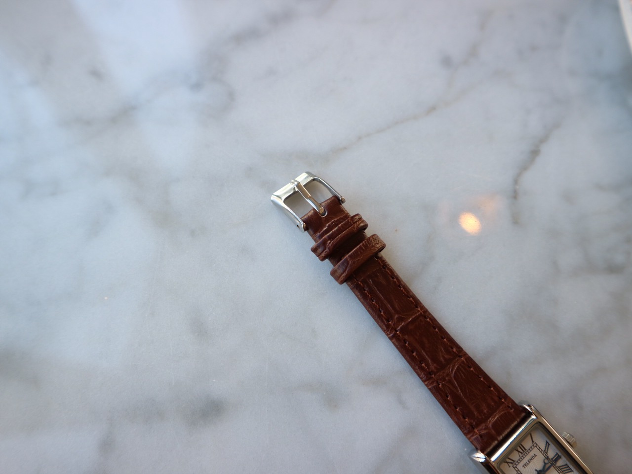 <b><p>Mourning Same day shipp Tank solo female</p></b><b><p>無排 即日発送 タンクソロ 女性 正方形 レザー 時計 2色 手首 シンプルな おすすめ</p></b><br /><br /><p align='center'>