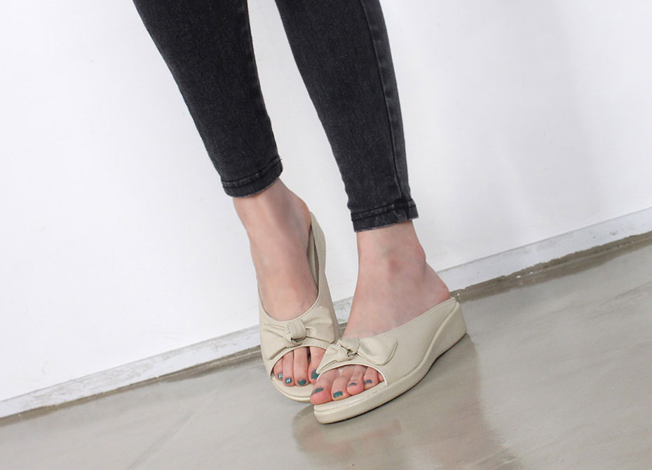 <b><p>Sound Anna cute Office slippers Fluy ght</p></b><b><p>音アンナ かわいい オフィススリッパ 柔らかい 軽い リボン ピンク ソフト 韓国語</p></b><br /><br /><p align='center'>