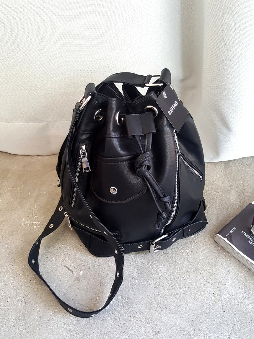 <b><p>Ride bucket bag More style Stis Chic Oung</p></b><b><p>ライドバケットバックドベクよりバッグよりスタイルシックなファッションの外出ルックコーディネートデート</p></b><br /><br /><p align='center'>