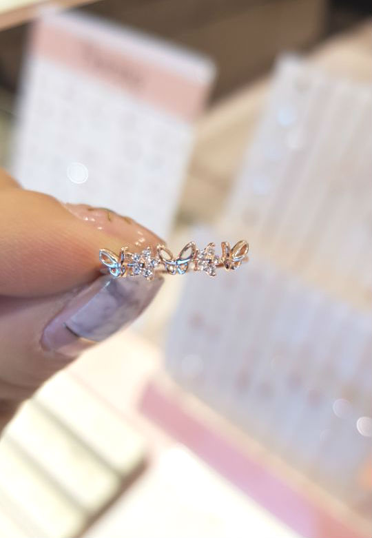 <b><p>Clu Spring Butterfly silv Fendship CLRR183001</p></b><b><p>クルー 春 バタフライ シルバー 友情リング CLRR183001 デイリーシステム</p></b><br /><br /><p align='center'>