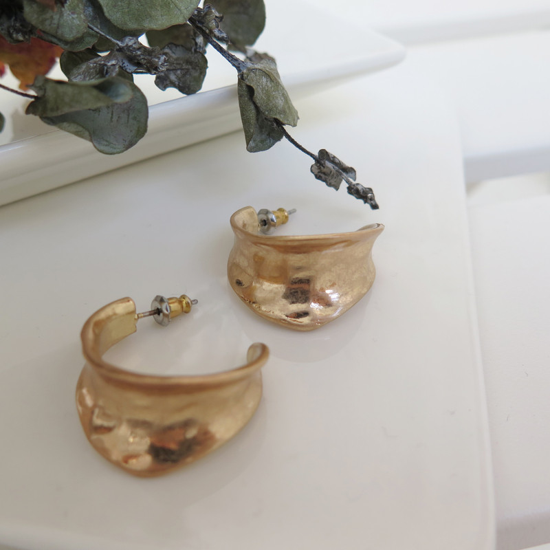 <b><p>vintage Bold Rg earrgs daily</p></b><b><p>ヴィンテージ ボールド リングピアス イヤ デイリー</p></b><br /><br /><p align='center'>