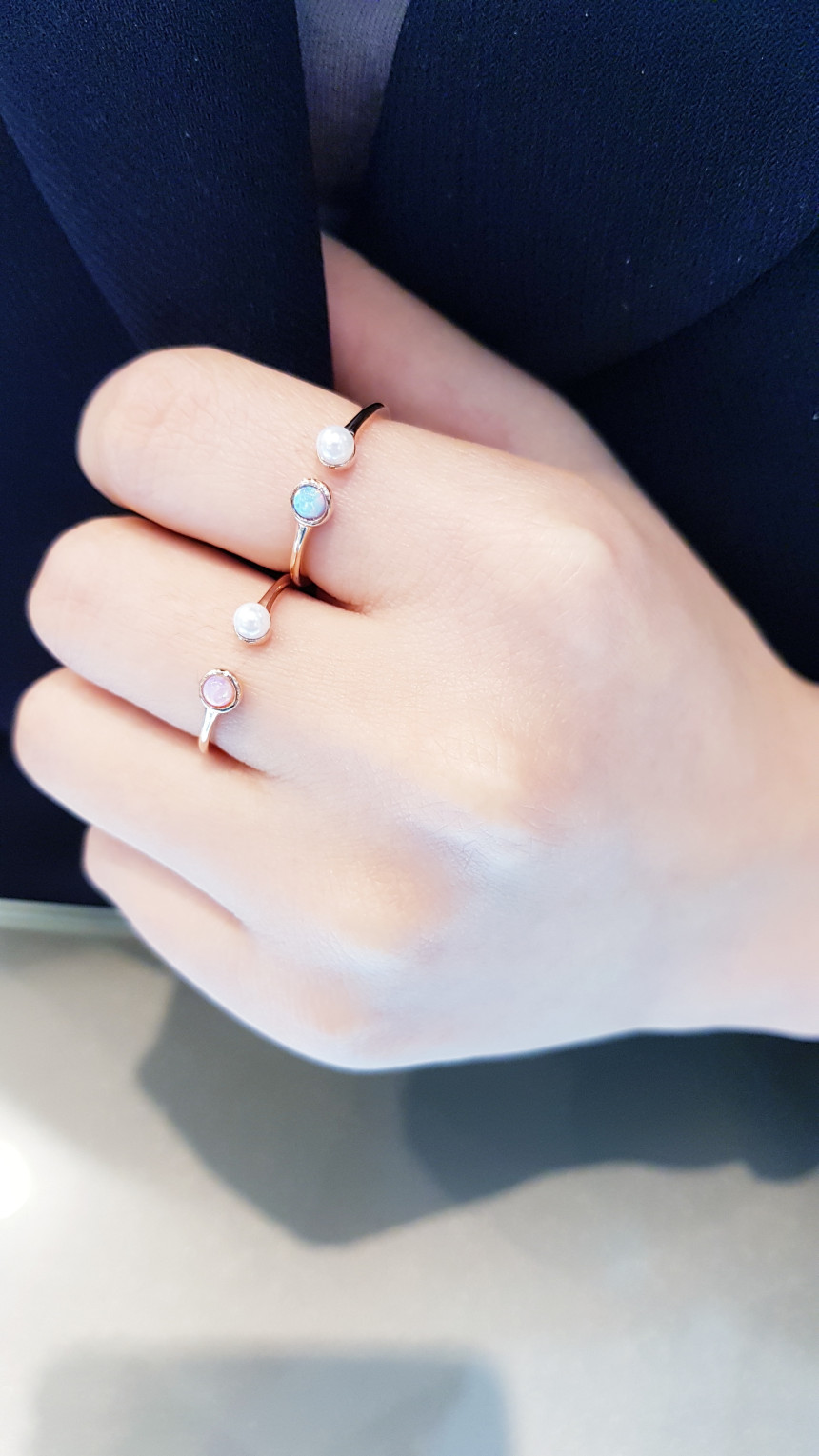 <b><p>Musel Silver Opal Ring DSSR-M336 Petit Design</p></b><b><p>ミュジェルSilverオパールリング DSSR-M336 プチなデザイン モダンルックコーディネート</p></b><br /><br /><p align='center'>