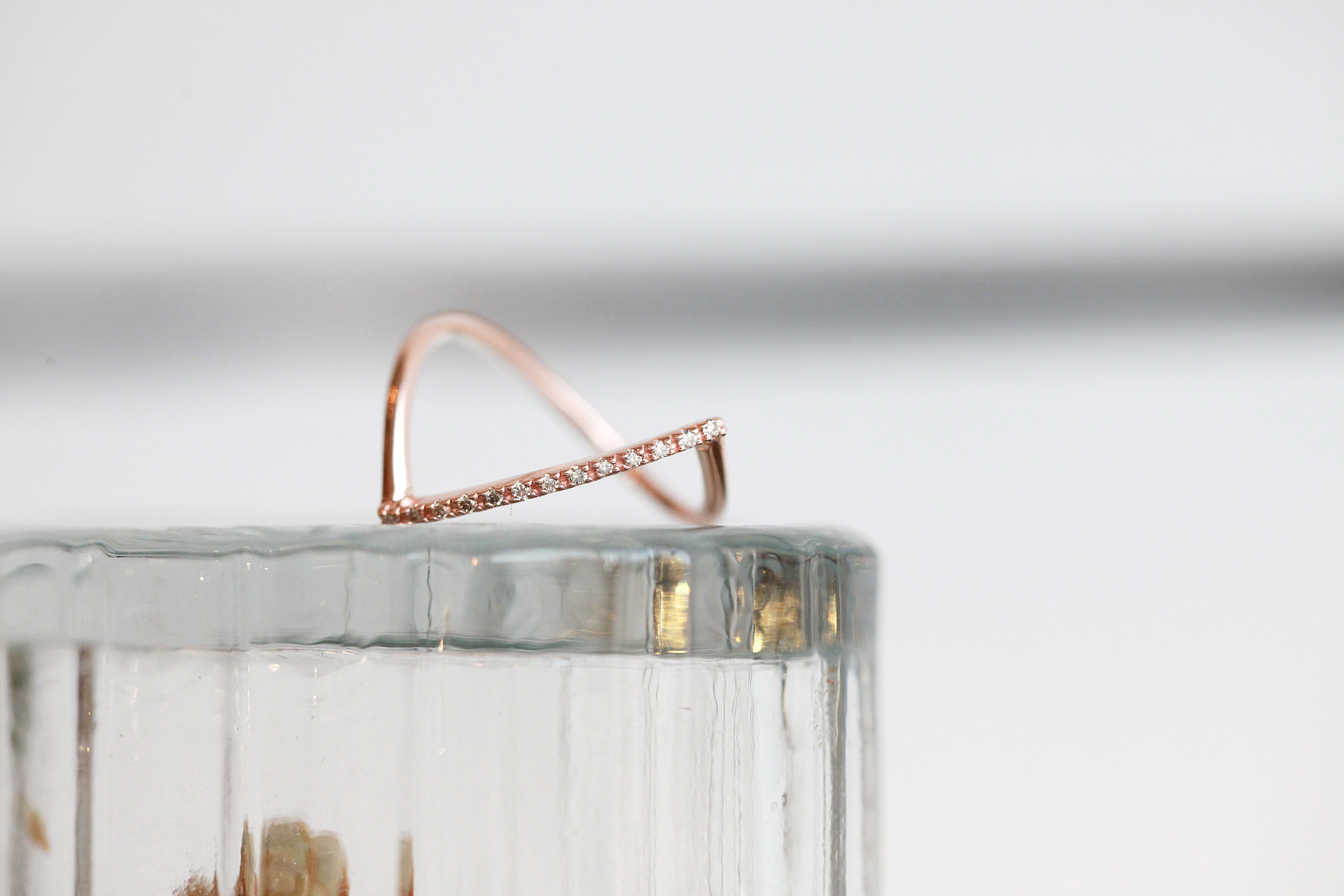 <b><p>Rose Gold simple diagonal Cogc Dmd Detecti</p></b><b><p>ローズゴールド シンプル 斜線 コニャックダイヤ 検知リング14k ユニークなジュエリー</p></b><br /><br /><p align='center'>