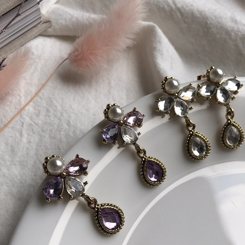 <b><p>Possible eaves Jian Antique Drop Earrings</p></b><b><p>グィチ可能 ジャン アンティーク ドロップイヤリング キュービックジルコニアが フェミニンな感性ムー</p></b><br /><br /><p align='center'>