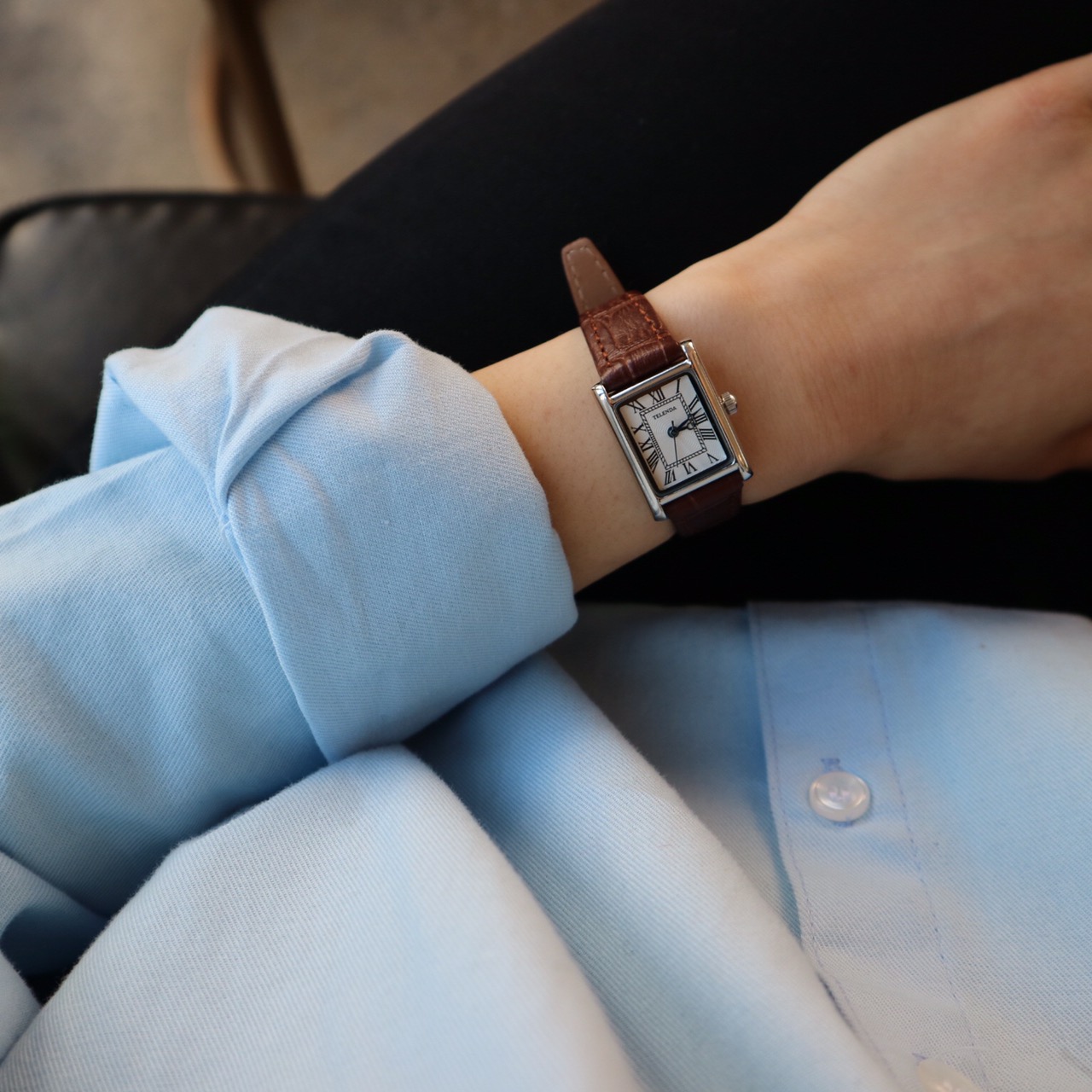 <b><p>Mourning Same day shipp Tank solo female</p></b><b><p>無排 即日発送 タンクソロ 女性 正方形 レザー 時計 2色 手首 シンプルな おすすめ</p></b><br /><br /><p align='center'>