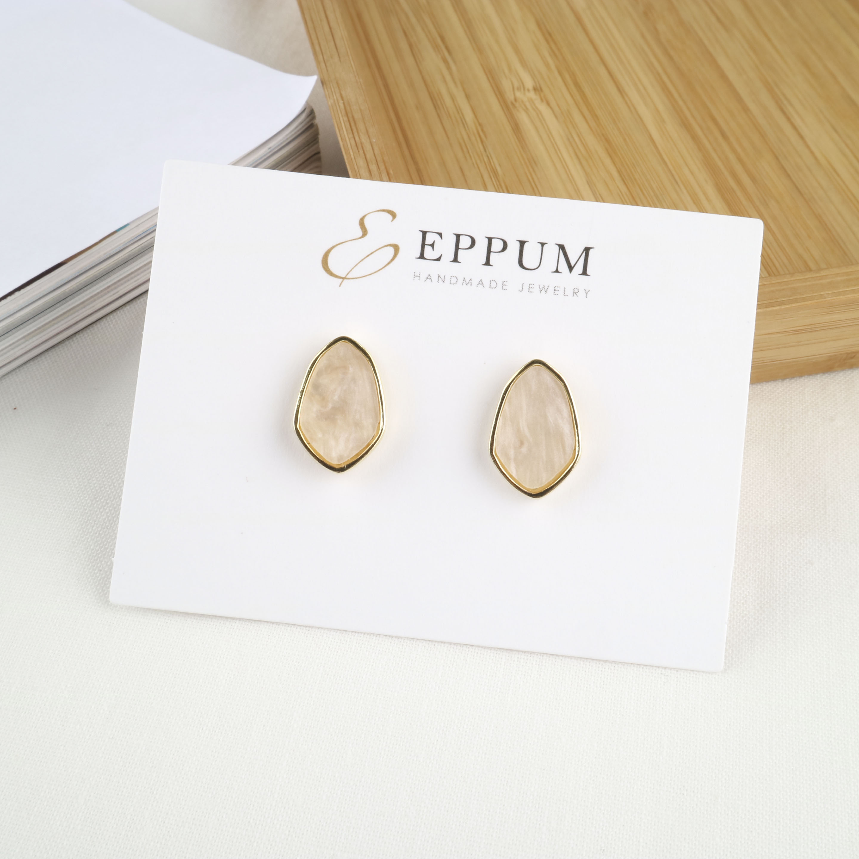 <b><p>vintage Hexon mi Women's earrgs Alley</p></b><b><p>ヴィンテージ 六角 ミニ 女性のイヤリング 無アレルギー 防止 特異な 芸能人ドロップ</p></b><br /><br /><p align='center'>