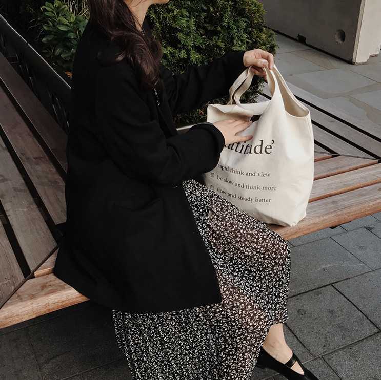 <b><p>Etched Lettering Eco Bag ck Canvas 에코백 캔버스백</p></b><b><p>エティチュードレタリングエコバックキャンバスバッグボクジョリバック 에코백 캔버스백</p></b><br /><br /><p align='center'>