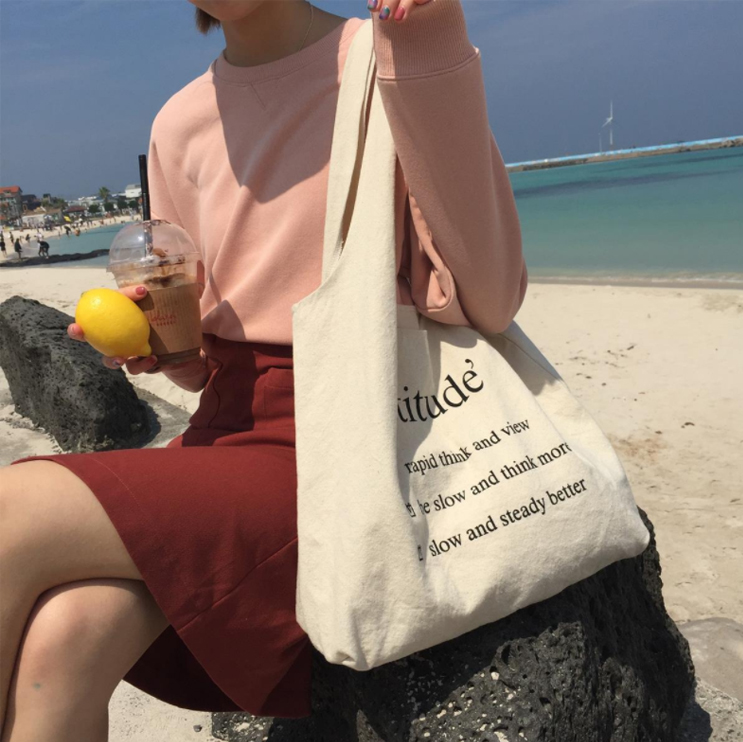 <b><p>Etched Lettering Eco Bag ck Canvas 에코백 캔버스백</p></b><b><p>エティチュードレタリングエコバックキャンバスバッグボクジョリバック 에코백 캔버스백</p></b><br /><br /><p align='center'>