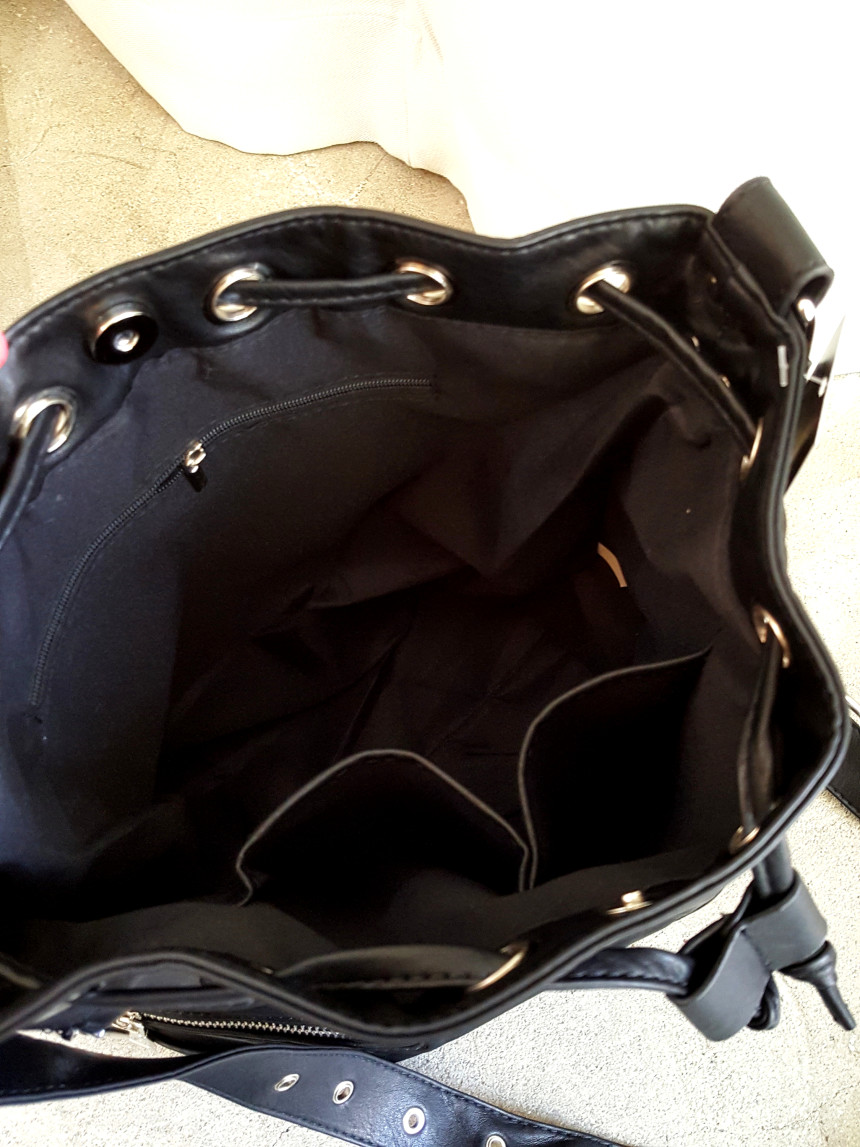 <b><p>Ride bucket bag More style Stis Chic Oung</p></b><b><p>ライドバケットバックドベクよりバッグよりスタイルシックなファッションの外出ルックコーディネートデート</p></b><br /><br /><p align='center'>