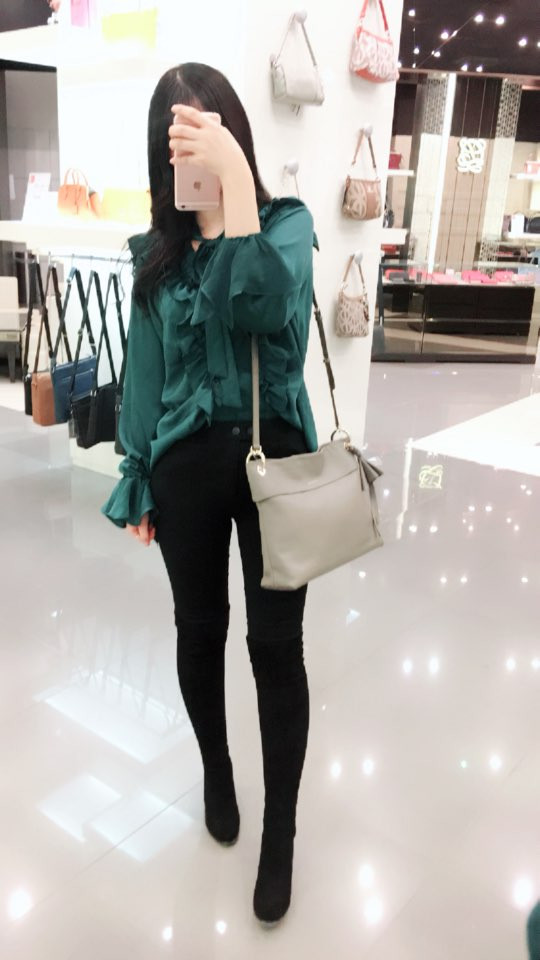 <b><p>Louis Quatorze Feminine and stylh shlder</p></b><b><p>ルイカトジュ女性らしく洗練されたショルダーバッグHL3 LO21 TP高慢コーディネート魅力のあるス</p></b><br /><br /><p align='center'>