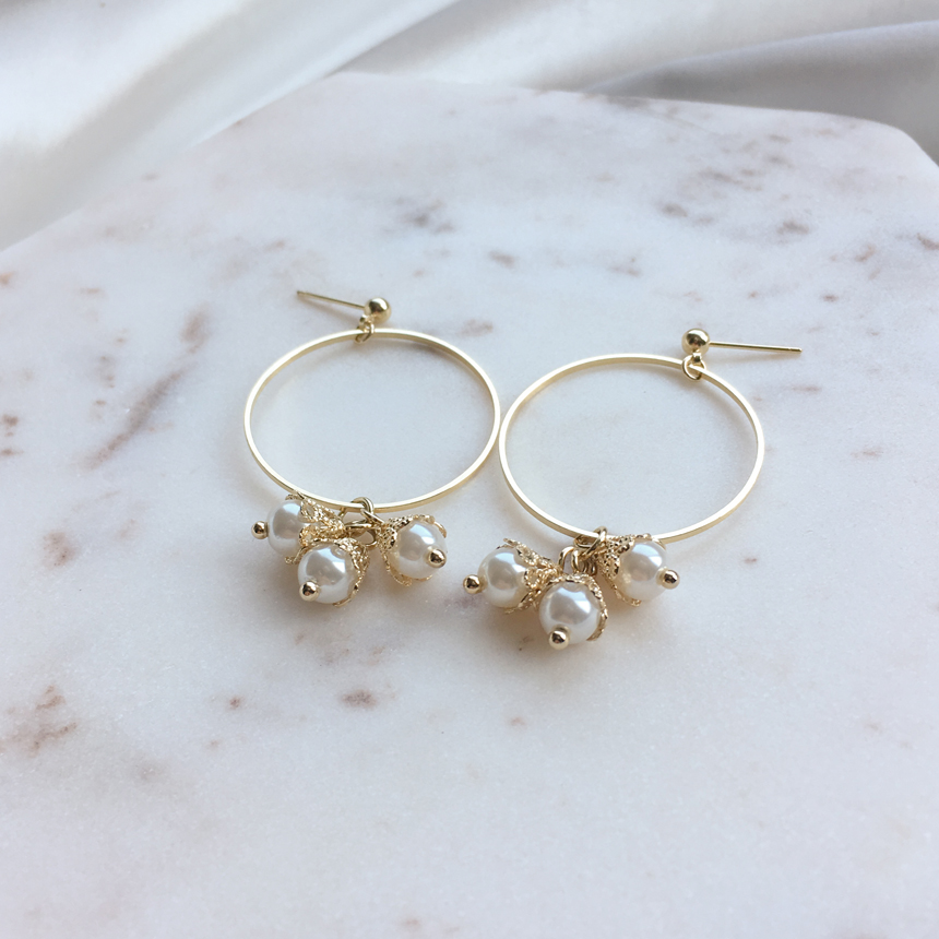 <b><p>1+1 Pearl Drop ring collection set Anque</p></b><b><p>1 + 真珠 ドロップ イヤリング コレクション セット アンティーク オンバル</p></b><br /><br /><p align='center'>