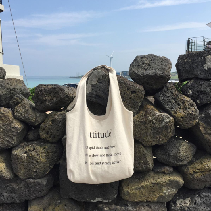 <b><p>Etched Lettering Eco Bag ck Canvas 에코백 캔버스백</p></b><b><p>エティチュードレタリングエコバックキャンバスバッグボクジョリバック 에코백 캔버스백</p></b><br /><br /><p align='center'>