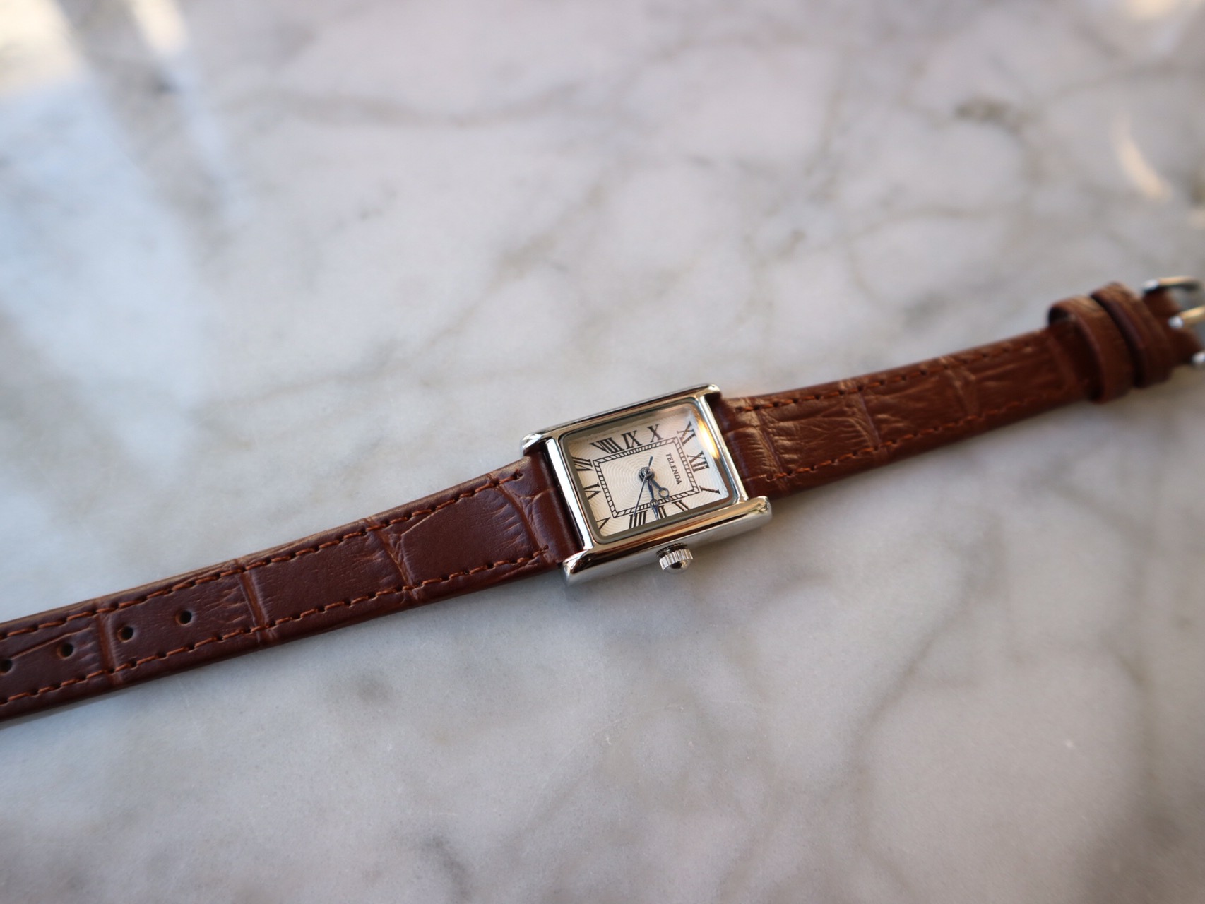 <b><p>Mourning Same day shipp Tank solo female</p></b><b><p>無排 即日発送 タンクソロ 女性 正方形 レザー 時計 2色 手首 シンプルな おすすめ</p></b><br /><br /><p align='center'>