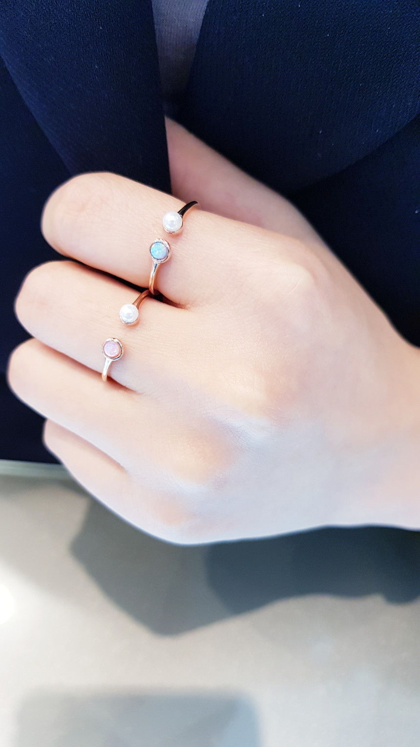 <b><p>Musel Silver Opal Ring DSSR-M336 Petit Design</p></b><b><p>ミュジェルSilverオパールリング DSSR-M336 プチなデザイン モダンルックコーディネート</p></b><br /><br /><p align='center'>