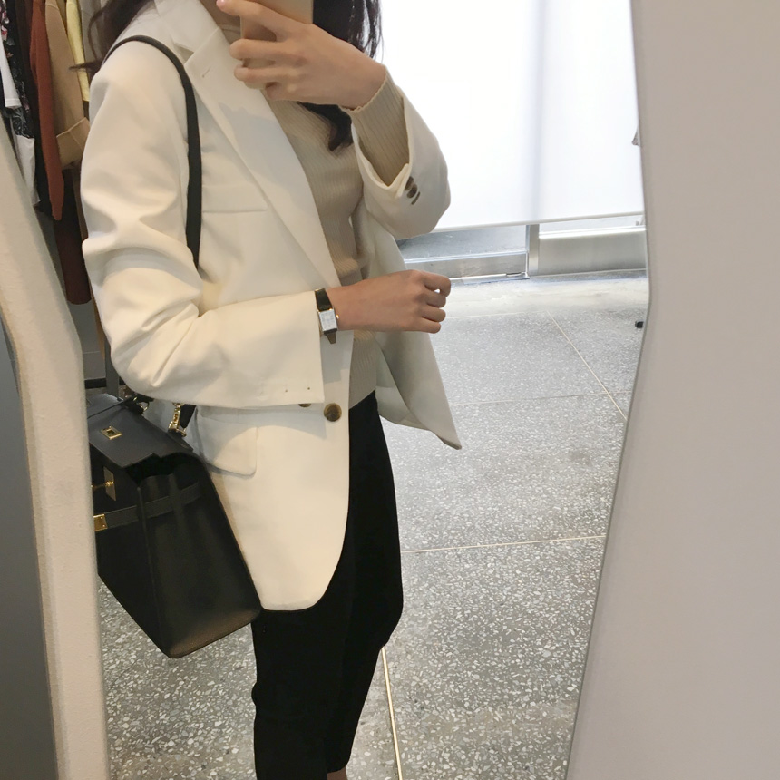 <b><p>square leather clock 2cor Brown bla Cssic</p></b><b><p>スクエア レザー 時計 2色 ブラウン ック クラシ手首 シルバーフレーム 女性</p></b><br /><br /><p align='center'>